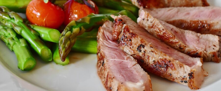 Dieta przy zaparciach – co jeść, by czuć się lekko