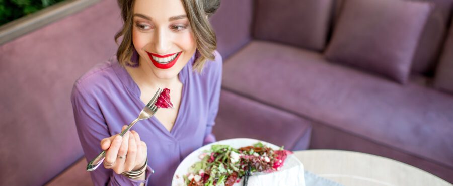 Dieta 2400 kalorii jadłospis – kiedy ją wprowadzić?