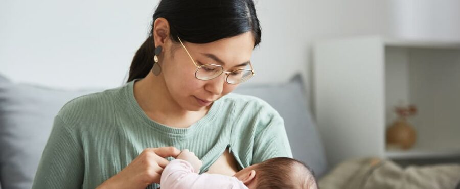 Dieta matki karmiącej piersią w pierwszym miesiącu