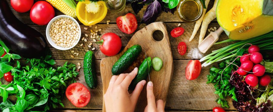 W jaki sposób oczyścić organizm z toksyn, cholesterolu i złogów kałowych?