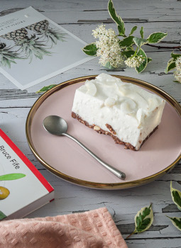 podwieczorek 2 sernik kokosowy na spodzie orzechowym